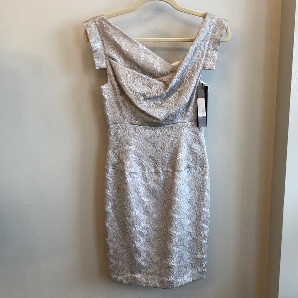 Black Halo Chantilly Lace Jackie dress